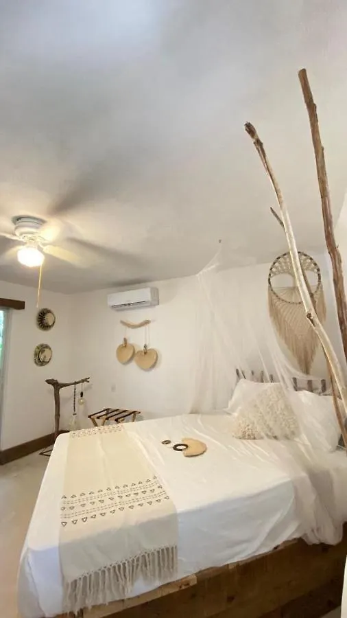 Hotel Icastico Tulum